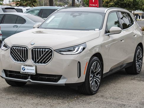 Certified 2026 BMW X3 xDrive30i w/ Convenience Package AWD/4WD image 3