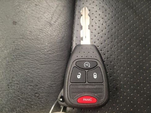 Used 2017 Jeep Compass High Altitude image 32