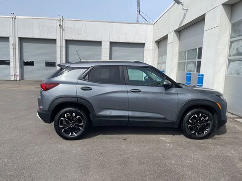 Used 2022 Chevrolet TrailBlazer LT w/ Driver Confidence Package image 8