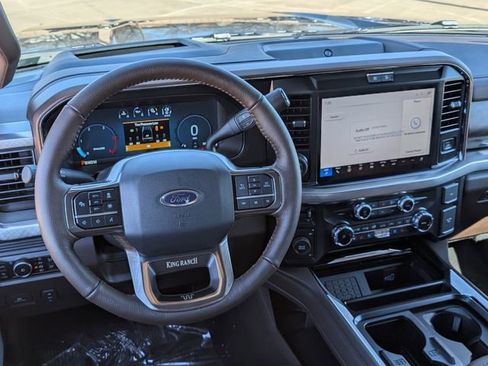 New 2026 Ford F350 King Ranch w/ FX4 Off-Road Package image 44
