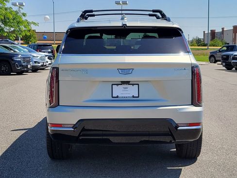 New 2025 Cadillac Escalade IQ Luxury 2 w/ LPO, Etrunk Organizer Package image 50