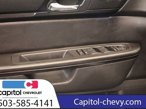 Used 2016 Chevrolet Traverse LT AWD/4WD image 10