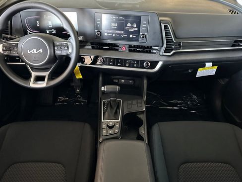 Certified 2023 Kia Sportage LX FWD image 10