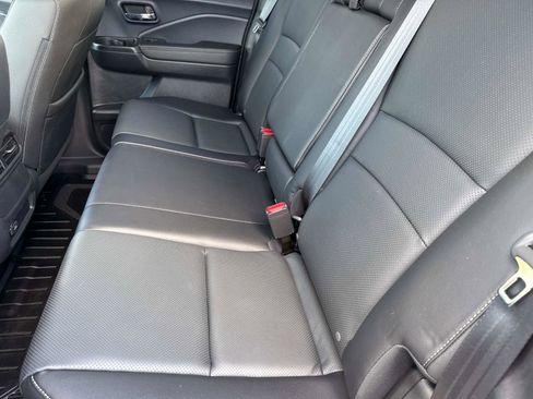 Certified 2025 Honda Ridgeline RTL image 13