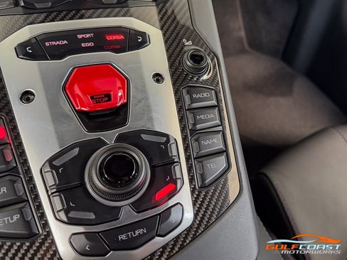 Used 2018 Lamborghini Aventador S AWD/4WD image 26