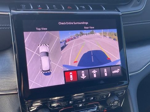 New 2025 Jeep Grand Cherokee Overland w/ Adv Protech Group III image 22