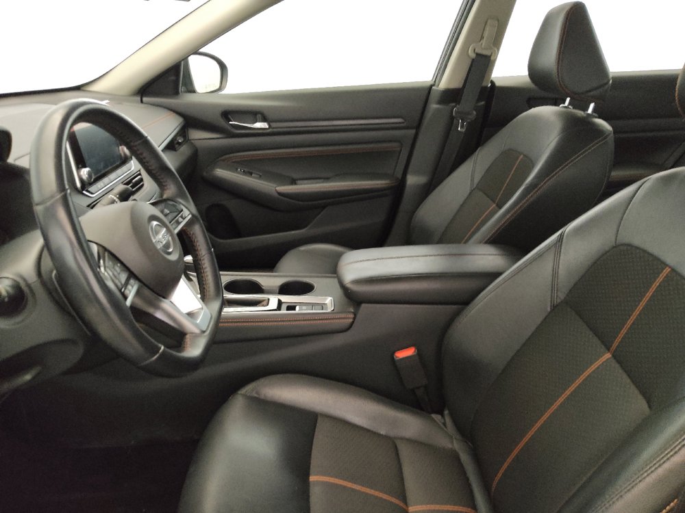 Used 2019 Nissan Altima 2.5 SR w/ SR Premium Package AWD/4WD image 17