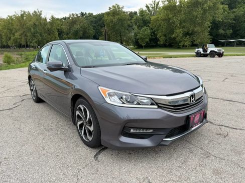Used 2016 Honda Accord EX-L image 3