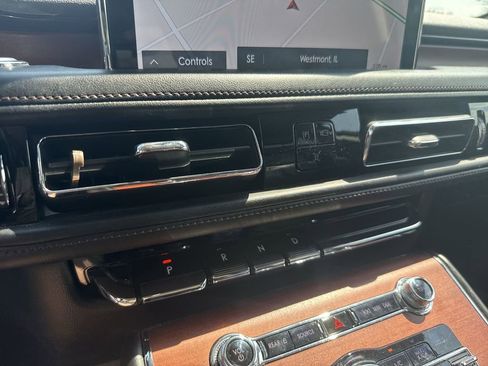 Used 2020 Lincoln Aviator Reserve w/ Equipment Group 201A image 22