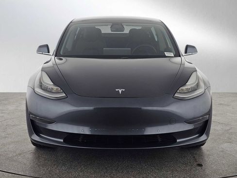 Used 2020 Tesla Model 3 Standard Range image 8