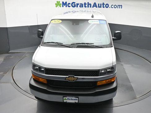 Used 2025 Chevrolet Express 3500 LT w/ LT Preferred Equipment Group RWD image 24