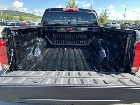 New 2026 Chevrolet Colorado LT w/ LT Convenience Package image 9