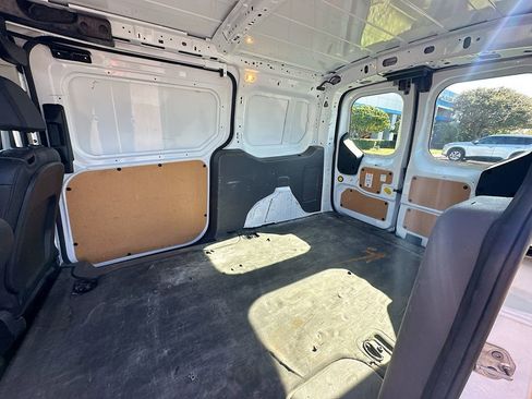 Used 2020 Ford Transit Connect XL image 23