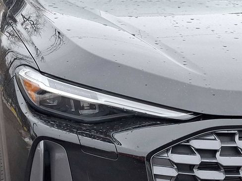 Certified 2025 Audi Q5 Premium Plus w/ Premium Plus image 26