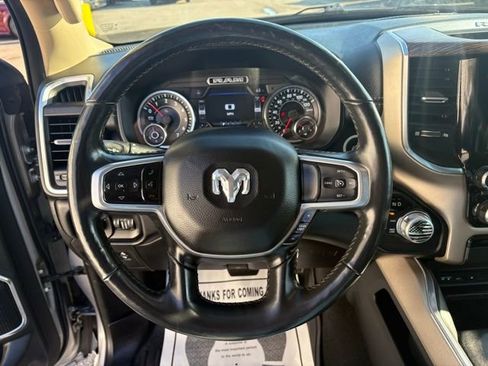 Used 2019 RAM 1500 Laramie image 15