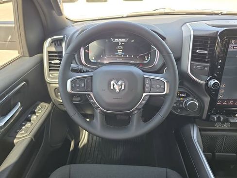 New 2026 RAM 1500 Big Horn AWD/4WD image 10