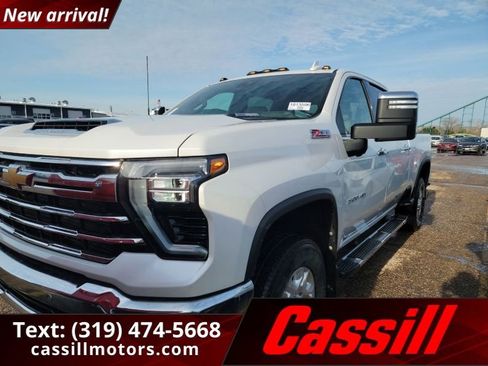 Used 2024 Chevrolet Silverado 3500 LTZ w/ LTZ Plus Package image 1