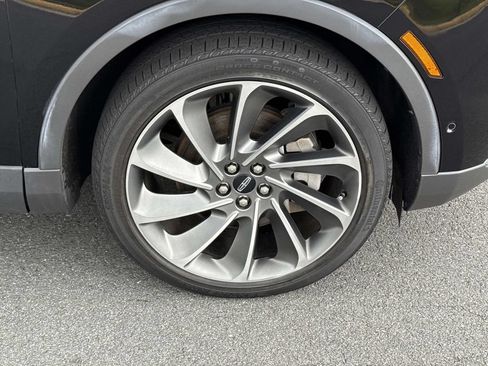 Used 2021 Lincoln Nautilus Reserve w/ Equipment Group 202A AWD/4WD image 12