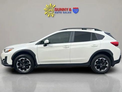 Used 2023 Subaru Crosstrek 2.0i Premium image 5
