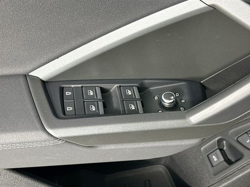 Used 2024 Audi Q3 2.0T Premium Plus image 22
