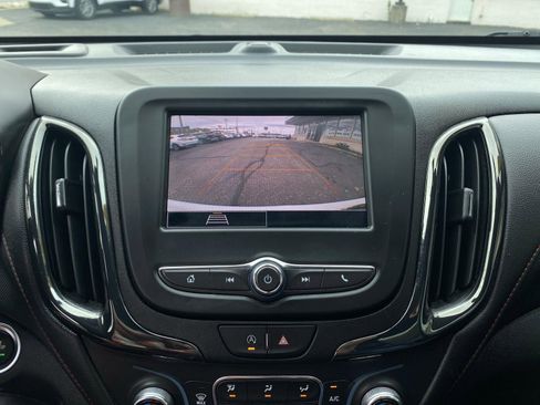 Used 2022 Chevrolet Equinox RS image 6