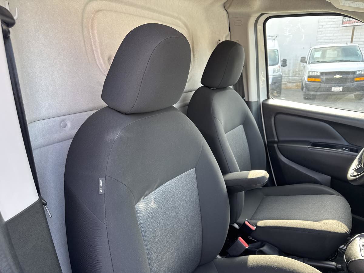 Used 2022 RAM ProMaster City Tradesman FWD image 11