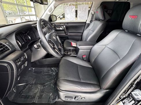 Certified 2024 Toyota 4Runner TRD Off-Road Premium image 19