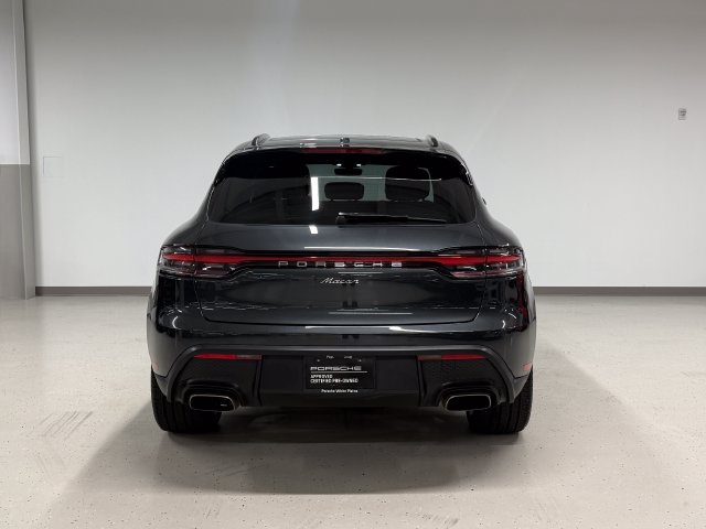 Certified 2026 Porsche Macan AWD/4WD image 7
