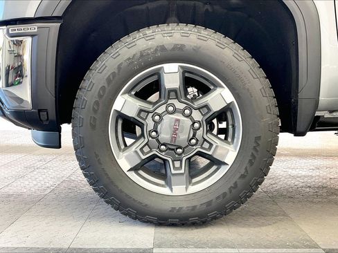 New 2026 GMC Sierra 3500 SLT image 14