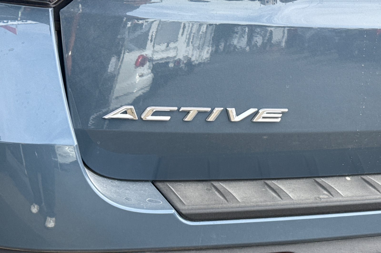 Used 2026 Ford Explorer Active RWD image 28