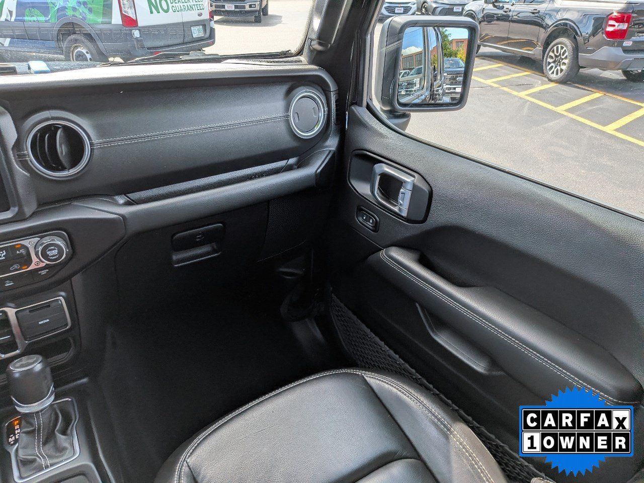 Used 2023 Jeep Wrangler Unlimited Sahara AWD/4WD image 18