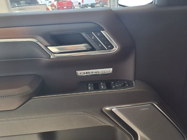 Used 2025 GMC Sierra 1500 Denali w/ Denali Reserve Package AWD/4WD image 20