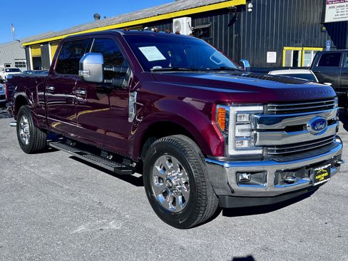 Used 2017 Ford F250 Lariat w/ Lariat Ultimate Package image 3
