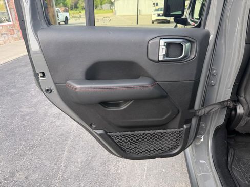 Used 2020 Jeep Wrangler Unlimited Rubicon w/ Quick Order Package 28Y Recon AWD/4WD image 15