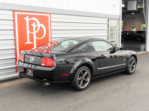Used 2008 Ford Mustang GT Premium RWD image 32