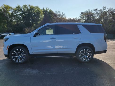New 2026 Chevrolet Tahoe High Country w/ Sun And Tow Package RWD image 11