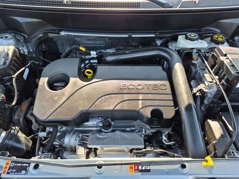 Used 2024 Chevrolet Equinox LT FWD image 37