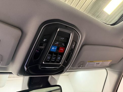 Used 2022 Jeep Grand Cherokee L Limited AWD/4WD image 87