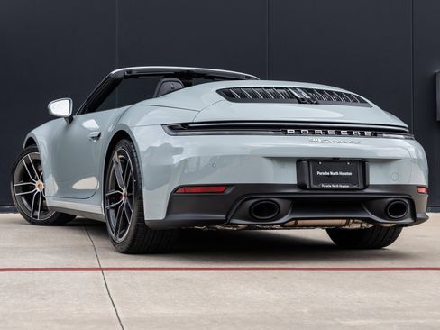 New 2026 Porsche 911 Carrera 4S image 3