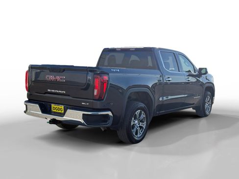 Used 2025 GMC Sierra 1500 SLT AWD/4WD image 5