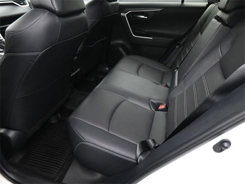 Used 2025 Toyota RAV4 Limited image 39