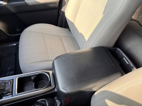 Used 2019 Toyota Tacoma SR5 image 14