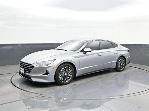 Used 2023 Hyundai Sonata SEL image 1