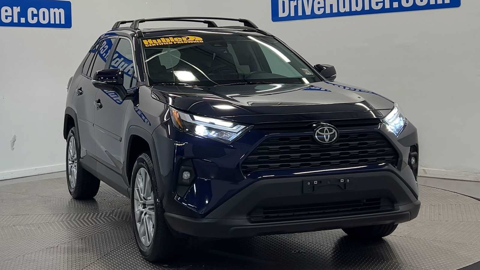 Used 2025 Toyota RAV4 XLE Premium FWD image 2