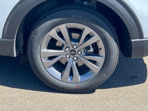Used 2026 Ford Explorer Active w/ Active Comfort Package AWD/4WD image 10