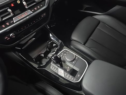 Used 2024 BMW X3 xDrive30i w/ Convenience Package image 28