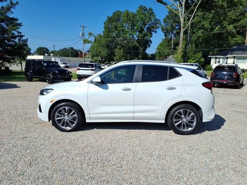 Used 2020 Buick Encore GX Select w/ Advanced Technology Package FWD image 4