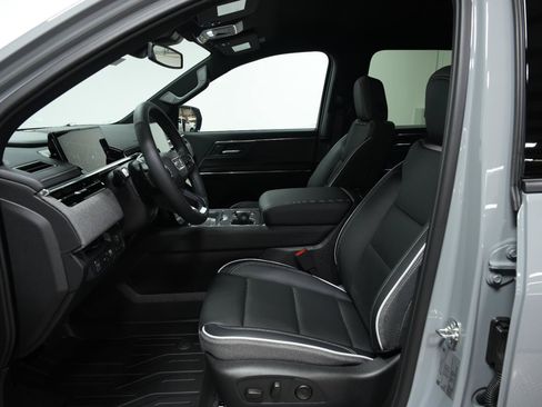 New 2026 GMC Sierra EV Elevation AWD/4WD image 24