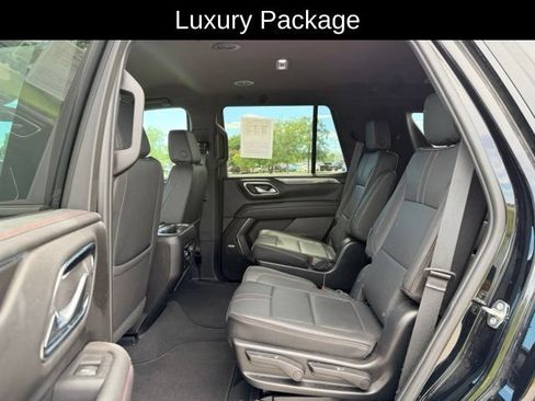 Used 2024 Chevrolet Tahoe RST w/ Luxury Package AWD/4WD image 9