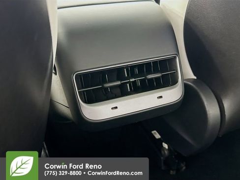 Used 2020 Tesla Model 3 Standard Range Plus image 25